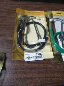 lot 8109 image: Deluxe stethoscope- New in package