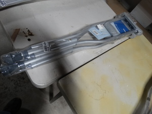 lot 8162 image: Medline Medical- adjustable aluminum crutches-NEW in package