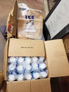 lot 5601 image: Box Of Ice Bags, Box Of 10oz Plastic Cups
