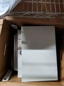 lot 5656 image: HorizontalVertical Unit Heater UH-524TAC