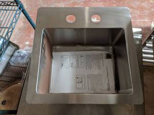 lot 5666 image: Universal Mount Stainless Steel Sink