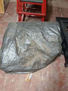 lot 5676 image: Tarp