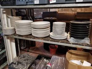 lot 5690 image: Various Size White Plates, Trays