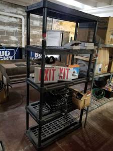 lot 5703 image: 35in Plastic Storage Rack