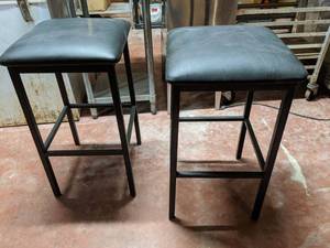 lot 5770 image: (2) Black Bar Stools
