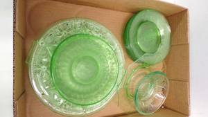 lot 5155 image: Uranium Glassware