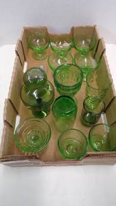 lot 5158 image: Uranium Glassware