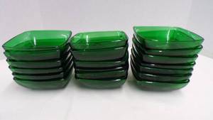 lot 5175 image: Forest Green Oatmeal Bowls