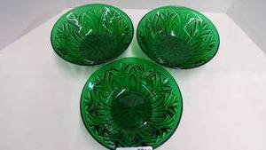 lot 5210 image: Forest Green Bowls