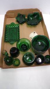 lot 5217 image: Forest Green Glassware