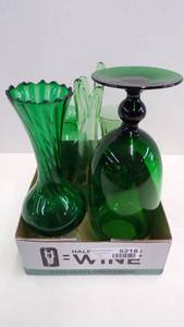 lot 5218 image: Forest Green Glassware