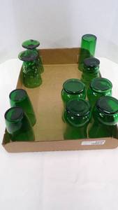 lot 5220 image: Forest Green Glassware