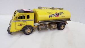 lot 5239 image: Tin Pennzoil Delivery Truck
