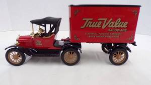 lot 5270 image: Ertl 1918 Ford Model T Runabout True Value Semi Truck