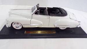 lot 5275 image: 1947 Cadillac Series 62 Convertible Die Cast Car