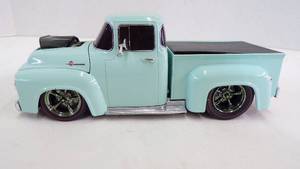 lot 5285 image: 1956 Ford F-100 Hot Rod Truck Die Cast