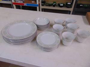 lot 5341 image: Taihei China - Made in Japan