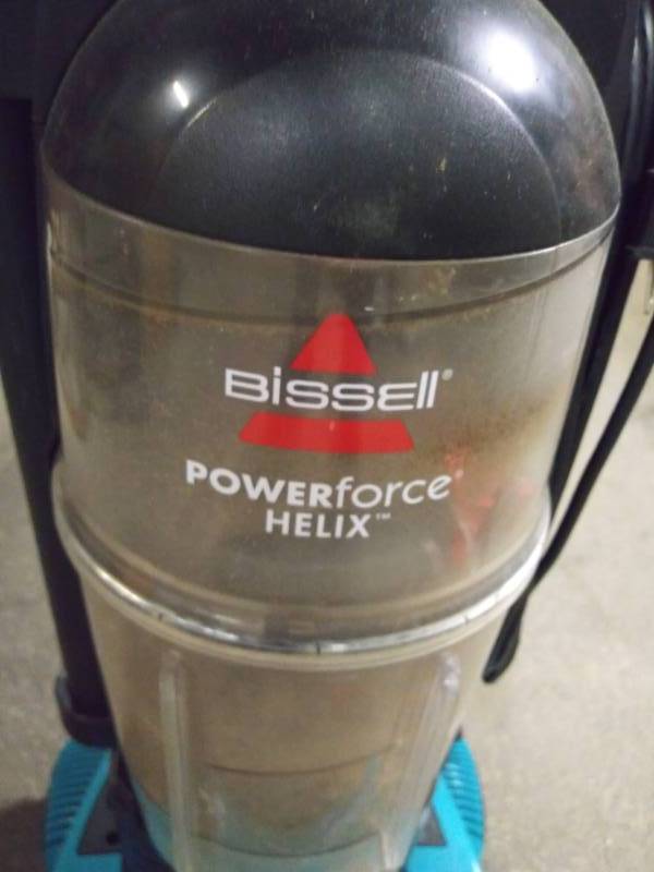 Power Force Helix Bissell & Black and Decker Vacuums - Baer Auctioneers -  Realty, LLC