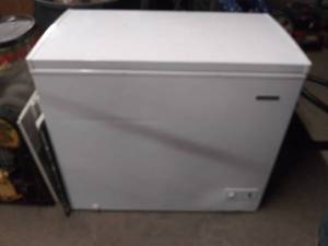 lot 2579 image: Thomson Chest Freezer (7.0 Cu. ft.)