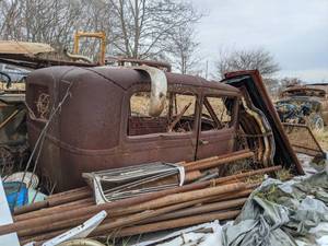 lot 1513 image: Ford Body