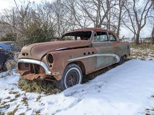 lot 1992 image: Buick