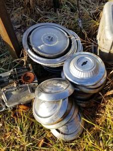 lot 5836 image: Antique Hub Caps