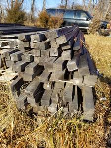lot 5850 image: Pile of 3in x 2.5in Wood Post