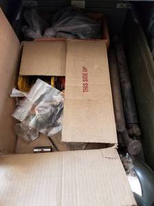 lot 5872 image: Automotive Supplies