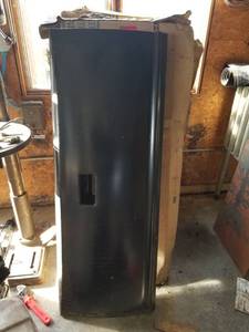 lot 5879 image: (5) Unfinished Tailgates