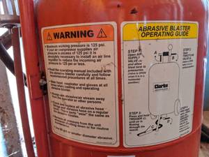 lot 5912 image: Clarke Abrasive Blaster 20 Gallon Model SB9010A