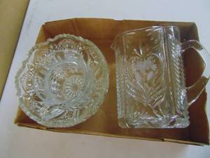 lot 5358 image: 3 Pieces of Lead Crystal