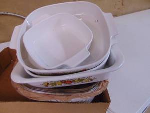 lot 5366 image: 5 Pieces of Corningware