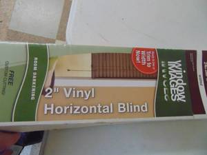 lot 5372 image: 2 24x64 MiniBlinds