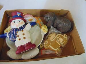 lot 5391 image: Christmas Dcor