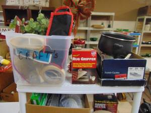 lot 5425 image: Shelf and Contents
