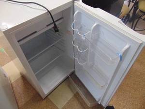 lot 5429 image: Small Refrigerator - Good Working Condition