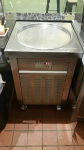 lot 4 image: LiChuang Freeze Tables