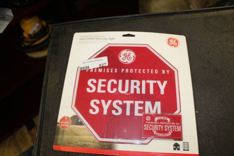 lot 927 image: Security Sign