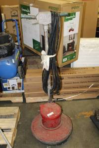 lot 4265 image: HILD DELUXE Floor Buffer Machine