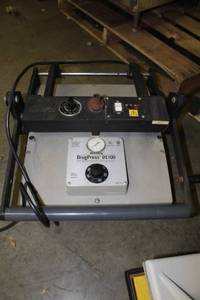 lot 3277 image: Bienfang DS100 Dry MountingLaminating Press