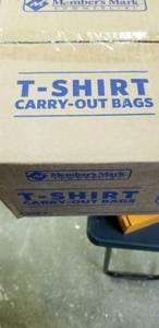lot 15083 image: T-Shirt Carry-out Bags