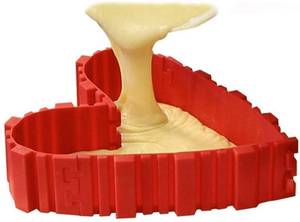 lot 17333 image: Bake Snake