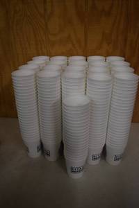 lot 89 image: 520 Plastic Cups