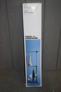 lot 39 image: Room Essentials 2-Tier Garment Rack