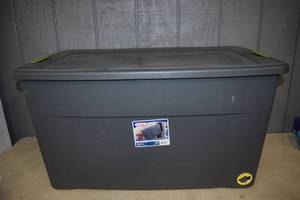 lot 95 image: Sterlite Wheeled Storage Tote 45 Gallon