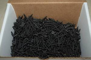 lot 113 image: 5 Pounds Stallion Fasteners Coarse Drywall Screws