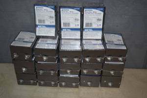 lot 128 image: 18 Sigma Metal Outlet Boxes
