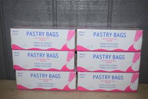 lot 126 image: 600 Pastry Bags 12