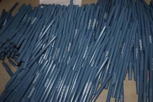 lot 200 image: 500 Ball Point Pens Black Ink