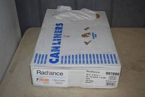 lot 236 image: 125 Radiance Trash Bags 40-45 Gallon Clear